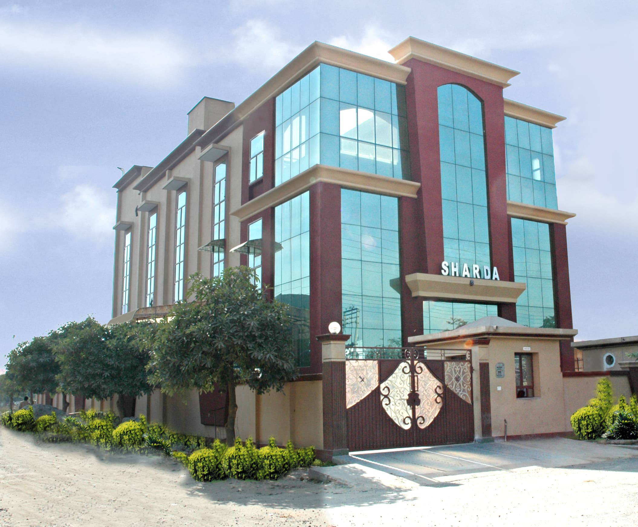 Sharda Containers production infrastructure